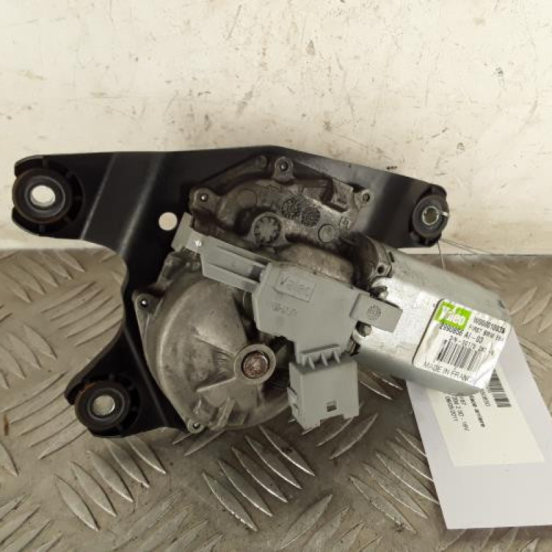 Moteur essuie glace arriere BMW X1 E84 Moteur essuie glace arriere BMW X1 E84