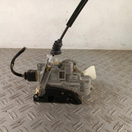 Serrure arriere droit VOLKSWAGEN PASSAT 5 Photo n°1