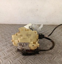 Serrure avant droit VOLKSWAGEN PASSAT 5