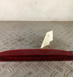 Feu arriere stop central RENAULT CLIO 2 Photo n°1