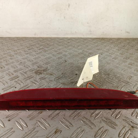 Feu arriere stop central RENAULT CLIO 2 Photo n°1