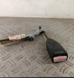 Attache ceinture avant droit RENAULT CLIO 2
