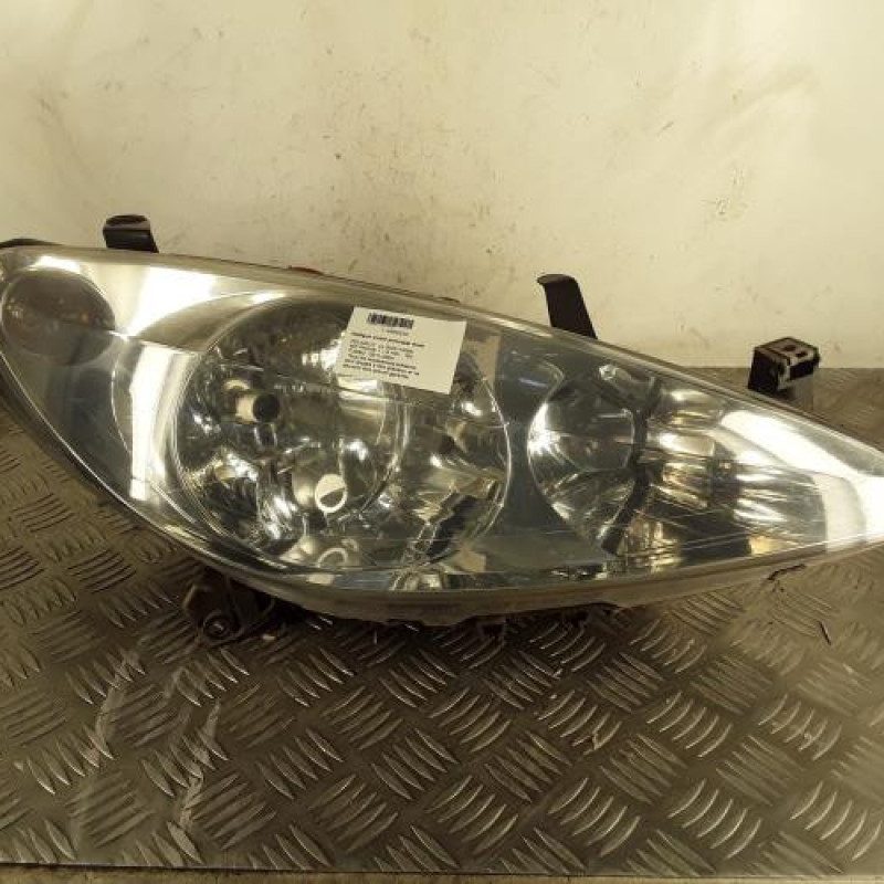 Optique avant principal droit (feux)(phare) PEUGEOT 307