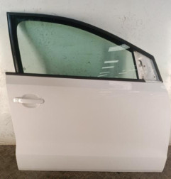 Porte avant droit VOLKSWAGEN POLO 5 Photo n°1