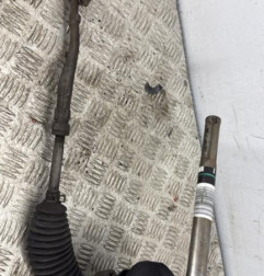 Cremaillere assistee PEUGEOT 208 1