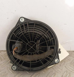 Poignee hayon VOLKSWAGEN POLO 5 Photo n°3