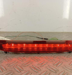 Feu arriere stop central PEUGEOT 206 Photo n°1