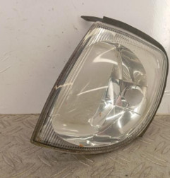 Optique avant secondaire gauche (feux)(clignotant) NISSAN TERRANO 2 Photo n°1