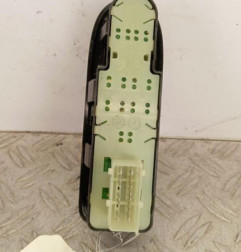 Interrupteur de leve vitre avant gauche CITROEN C3 2