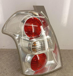 Feu arriere principal gauche (feux) TOYOTA COROLLA VERSO 2 Photo n°1