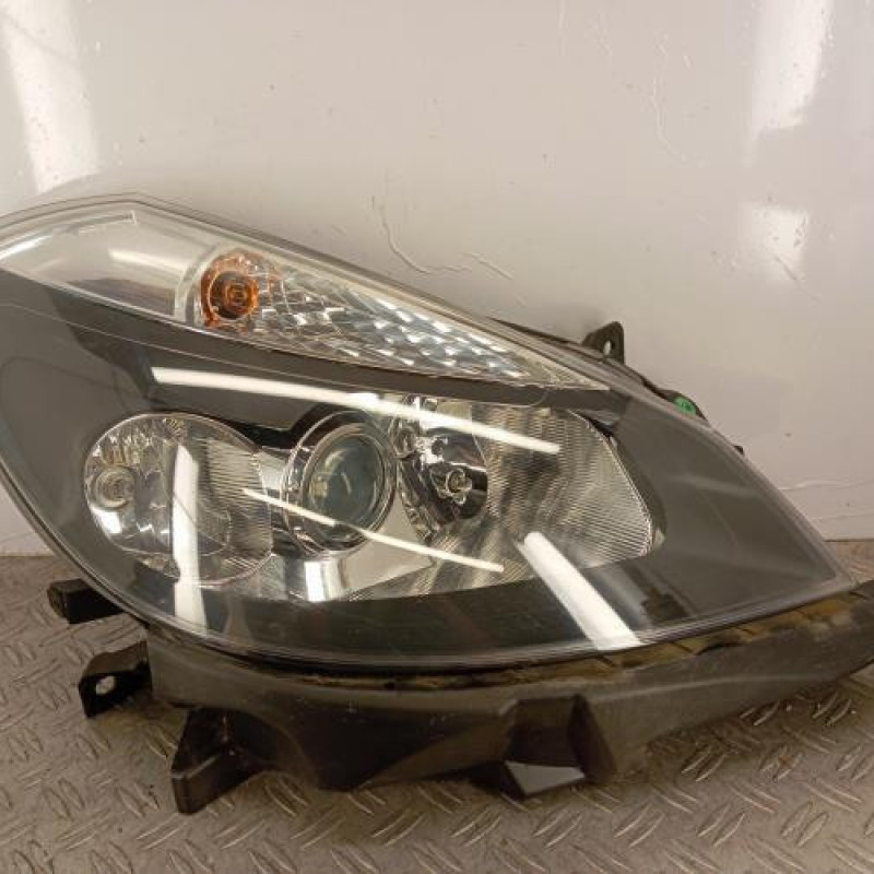 Optique avant principal droit (feux)(phare) RENAULT CLIO 3