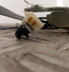 Ceinture avant gauche RENAULT CLIO 3 Photo n°5