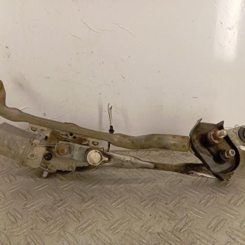 Moteur essuie glace avant TOYOTA VERSO-S Moteur essuie glace avant TOYOTA VERSO-S