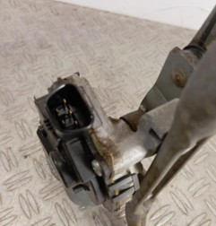 Moteur essuie glace avant TOYOTA VERSO-S Photo n°3