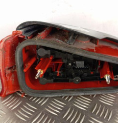 Feu arriere principal droit (feux) PEUGEOT 106