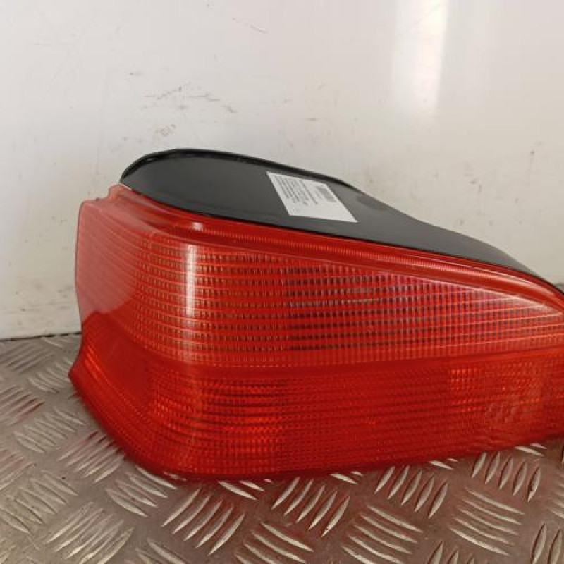 Feu arriere principal gauche (feux) PEUGEOT 106