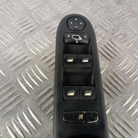 Interrupteur de leve vitre avant gauche PEUGEOT 307