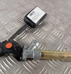 Attache ceinture avant gauche PEUGEOT 106 Photo n°1