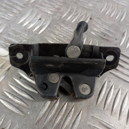 Serrure de hayon PEUGEOT 106 Photo n°1