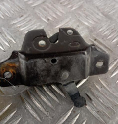 Serrure de hayon PEUGEOT 106