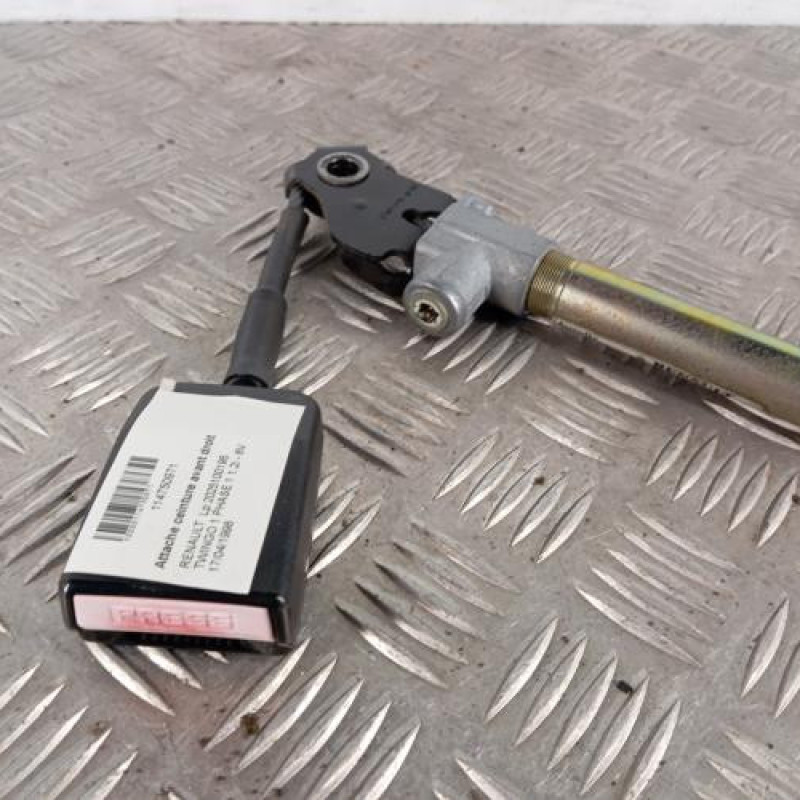 Attache ceinture avant droit RENAULT TWINGO 1