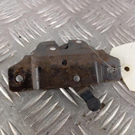 Serrure de hayon PEUGEOT 106