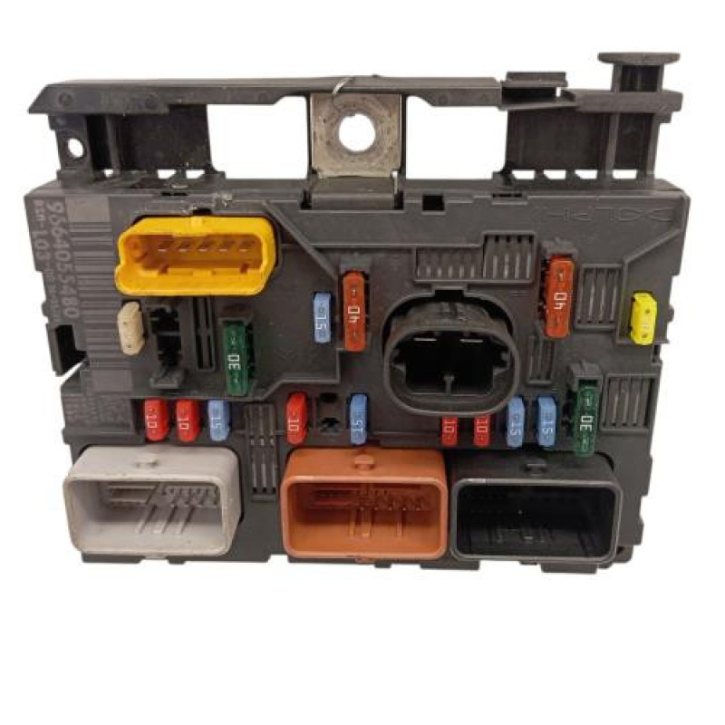 Boitier servitude moteur (BSM) PEUGEOT 1007 Boitier servitude moteur (BSM) PEUGEOT 1007