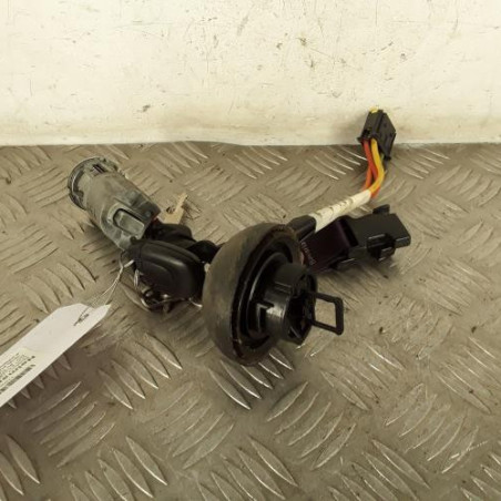 Neiman RENAULT CLIO 2 CAMPUS Photo n°1