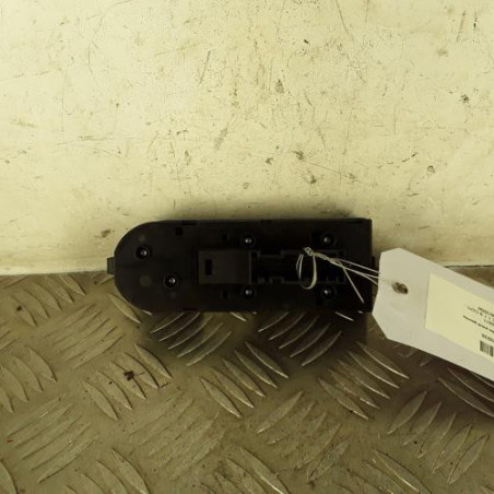 Interrupteur de leve vitre avant gauche OPEL ZAFIRA B
