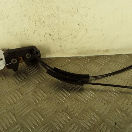 Serrure de hayon FORD FIESTA 5 Photo n°1