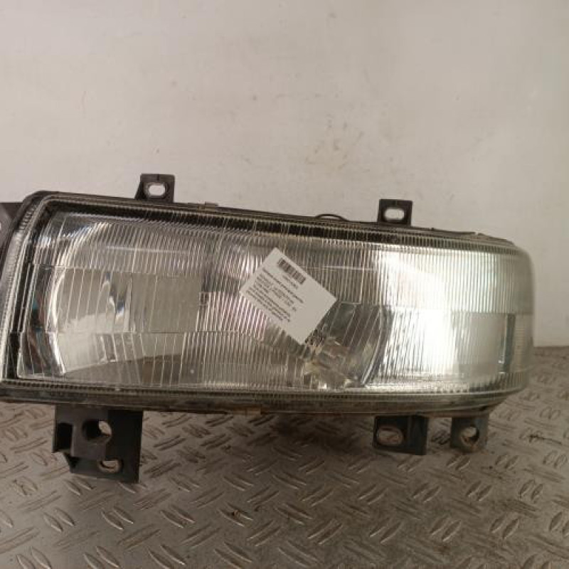 Optique avant principal gauche (feux)(phare) RENAULT MASTER 2