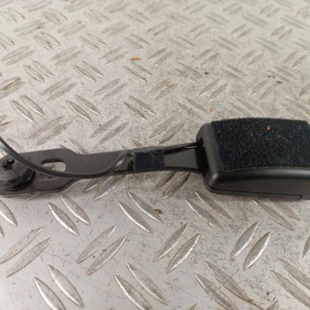 Attache ceinture avant droit PEUGEOT 208 1