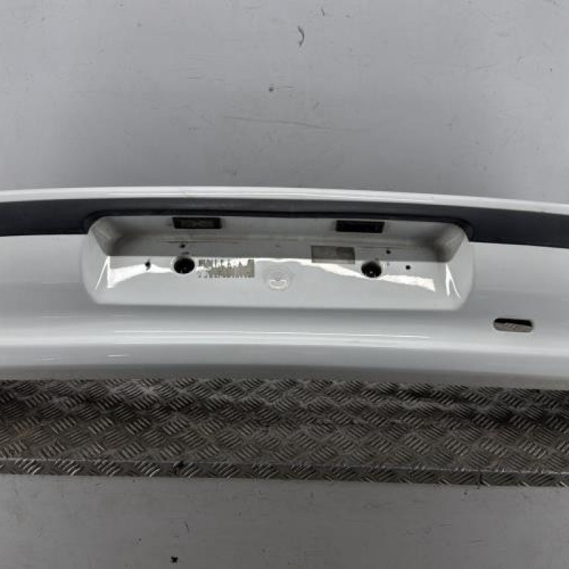 Pare choc arriere PEUGEOT 106