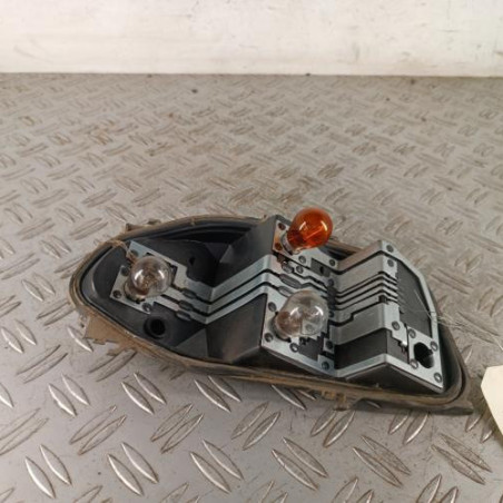 Platine feu arriere droit RENAULT CLIO 3 Photo n°1