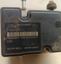 Bloc ABS (freins anti-blocage) SUZUKI GRAND VITARA 2 Photo n°4