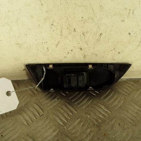 Interrupteur de leve vitre avant droit BMW X1 E84