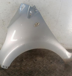 Aile avant gauche PEUGEOT 107 Photo n°1