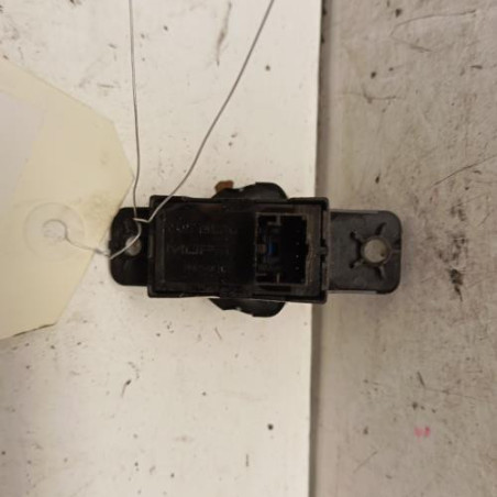 Interrupteur de leve vitre avant droit FIAT 500 2