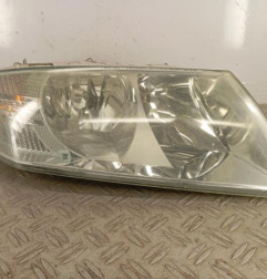 Optique avant principal droit (feux)(phare) SKODA OCTAVIA 2 Photo n°1
