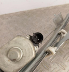 Leve vitre electrique avant gauche DACIA SANDERO 1 Photo n°3