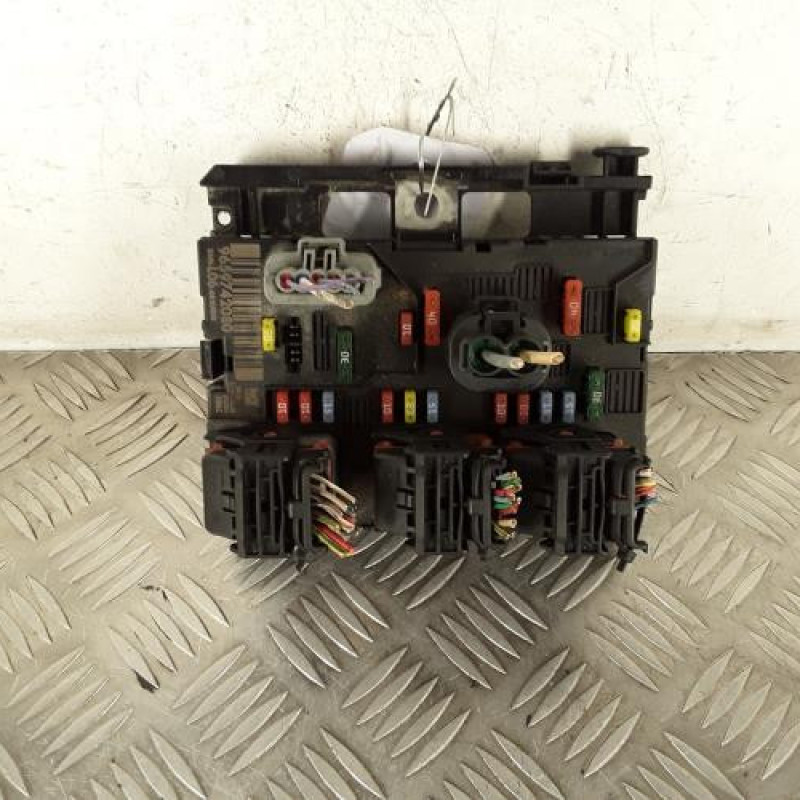 Boitier servitude moteur (BSM) PEUGEOT 307