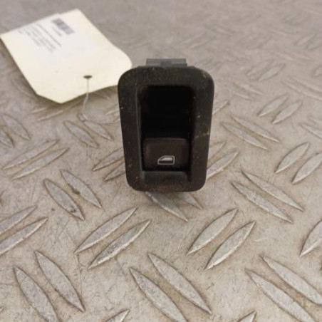 Interrupteur de leve vitre avant droit VOLKSWAGEN GOLF 7 Photo n°1