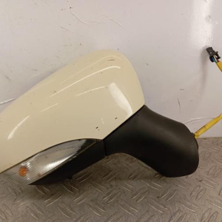 Retroviseur droit RENAULT CAPTUR 1