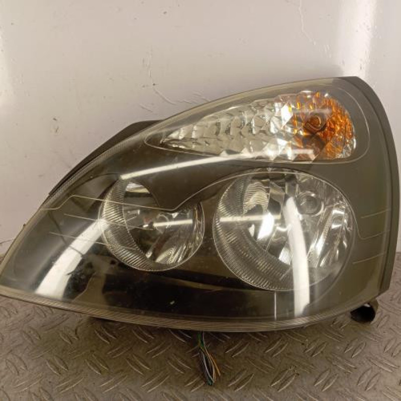 Optique avant principal gauche (feux)(phare) RENAULT CLIO 2
