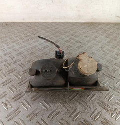 Feu de pare choc arriere droit RENAULT TRAFIC 2