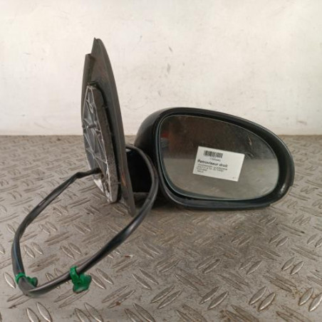 Retroviseur droit VOLKSWAGEN GOLF 5 Photo n°1