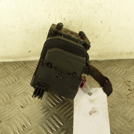 Bloc ABS (freins anti-blocage) OPEL CORSA C