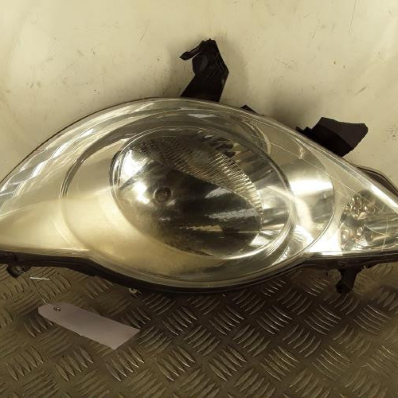 Optique avant principal gauche (feux)(phare) PEUGEOT 107