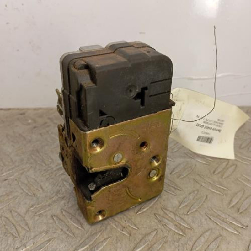 Serrure avant droit CITROEN XSARA