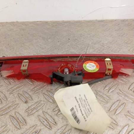 Feu arriere stop central RENAULT CLIO 3